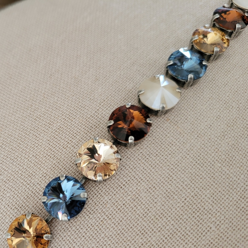 Austrian Crystal Tennis Bracelet in Antique Brass - Picture 4 of 8